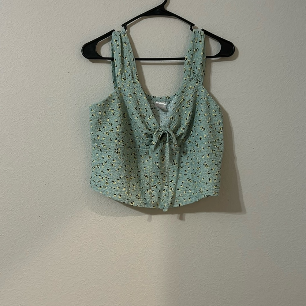 No Boundaries crop top, Never Worn, mint green floral, Size:XXL